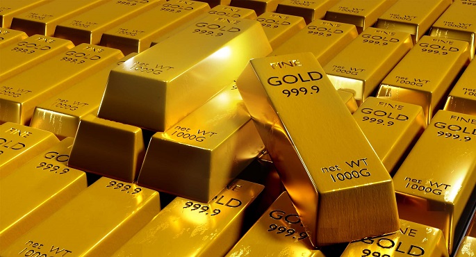 أسعار الذهب تتراجع من مستويات قياسية مع التركيز على خطاب باول وخفض معدلات الفائدة
