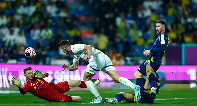 الهلال يكتسح النصر برباعية ويتوج بطلا لكأس السوبر السعودي