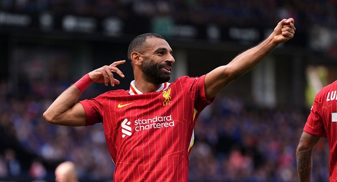 ليفربول يستهل مشواره في الدوري الإنجليزي بفوز على إيبسويتش تاون بهدفين دون رد