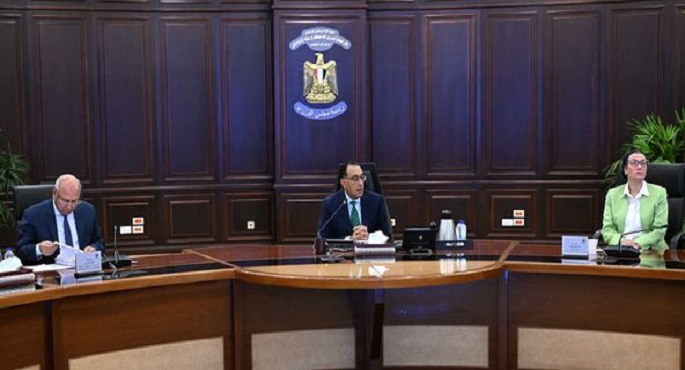 بالصور..خلال اجتماع المجلس الأعلى للطاقة .. مدبولي يستعرض تشجيع الاستثمار بمشروعات الطاقات المتجددة