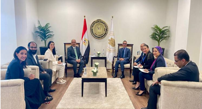 وزير الاستثمار يبحث مع مجموعة كرافت هاينز تحويل مصنعها لمركز إقليمي للتصدير