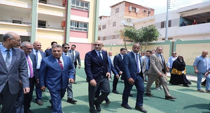 بالصور.. وزير التربية والتعليم ومحافظ الدقهلية يتفقدان مدرسة الحصص الابتدائية التابعة لمشروع “حياة كريمة”