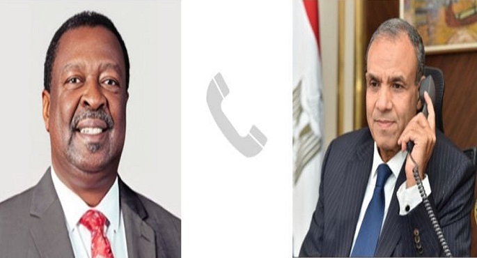 وزير الخارجية ونظيره الكيني يناقشان هاتفيا القضايا ذات الاهتمام المُشترك