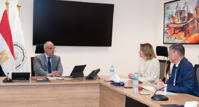 بالصور.. وزير الري يبحث سبل تعزيز التعاون بين مصر وهولندا في مجال إدارة المياه