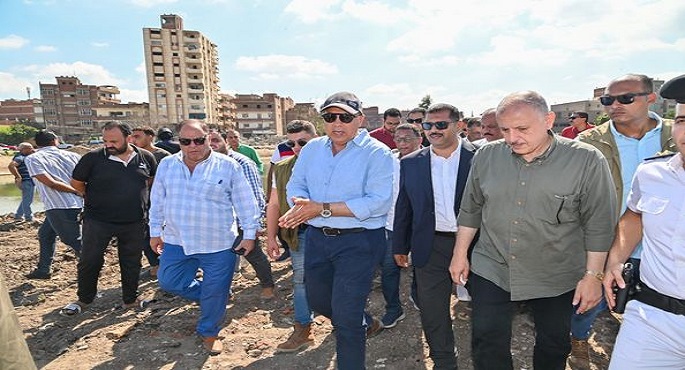 وزير الري يتفقد مصرف تلا ويوجه بإزالة التعديات بشبكة ري المنوفية