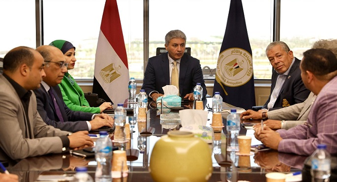 بالصور.. وزير السياحة يجتمع مع وفد من التحالف الدولي للمصريين بالخارج لمناقشة فرص التعاون