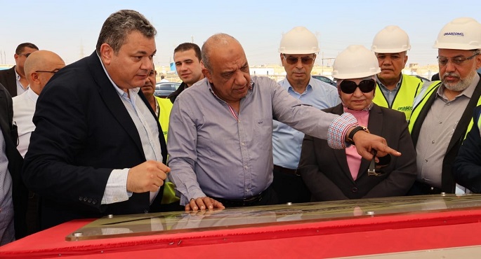 بالصور.. وزير الكهرباء يشارك في بدء أعمال تركيب أول محول بمحطة الربط المصري السعودي بمدينة بدر