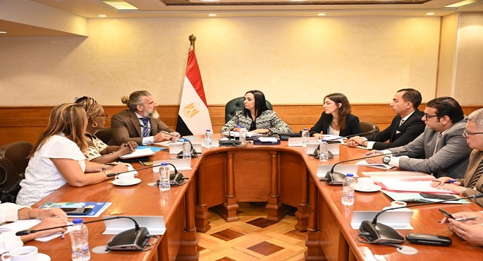 وزيرة التضامن الاجتماعي تلتقي ممثل منظمة الأمم المتحدة للطفولة في مصر” اليونيسف ” لبحث سبل التعاون المشترك