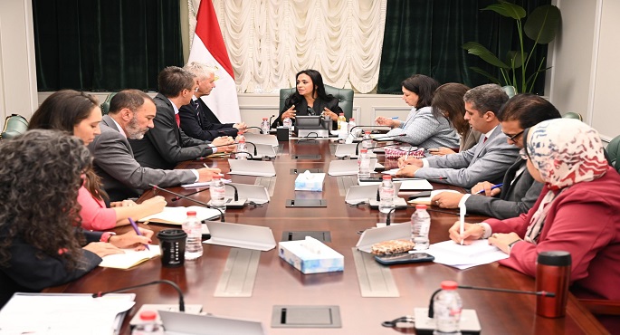 بالصور.. وزيرة التضامن تجتمع مع أعضاء بعثة البنك الدولي لبرامج الحماية الاجتماعية