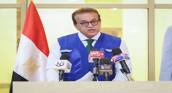 وزيرالصحة: بدء انحسار تردد حالات النزلات المعوية على مستشفيات أسوان