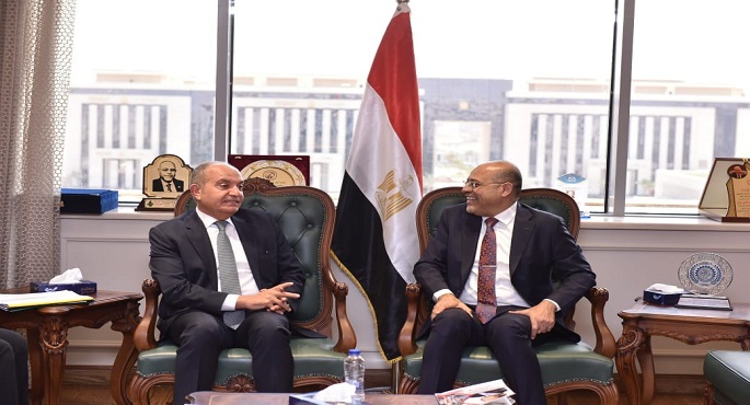 بالصور..وزير العمل يستقبل سفير الأردن لدى القاهرة لبحث ملفات مشتركة