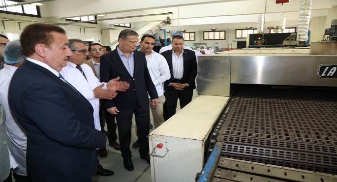 بالصور.. وزير الزراعة ومحافظ المنوفية ورئيسا زراعة النواب والشيوخ يتفقدون مصنع التغذية المدرسية بقويسنا