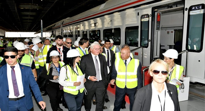 بالصور .. الرئيس الألماني يزور محطة العاصمة بمشروع الخط الأول من شبكة القطار الكهربائي السريع