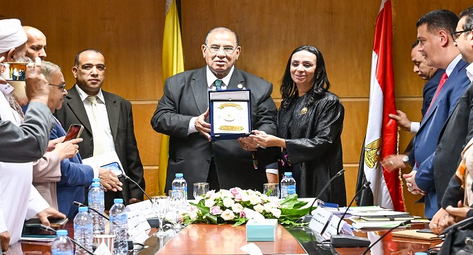 بالصور.. وزيرة التضامن الاجتماعي تزور الاتحاد العام للجمعيات والمؤسسات الأهلية