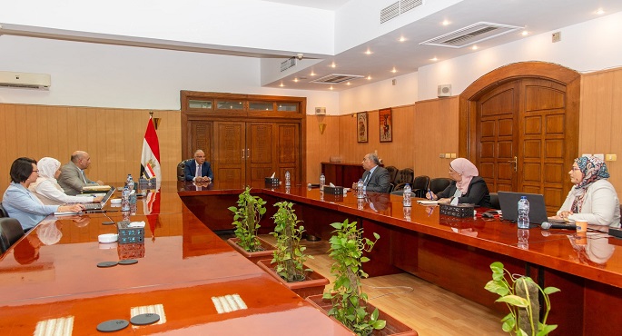 بالصور.. وزير الري يؤكد ضرورة تحقيق العدالة في توزيع الموارد المائية لكافة القطاعات والمنتفعين