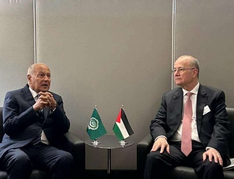 أبو الغيط يبحث مع رئيس وزراء فلسطين التصعيد الإسرائيلي في قطاع غزة والضفة الغربية