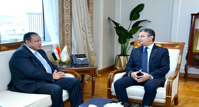 بالصور .. وزير التموين يبحث مع رئيس الجهاز المصري للملكية الفكرية أوجه التعاون المشترك