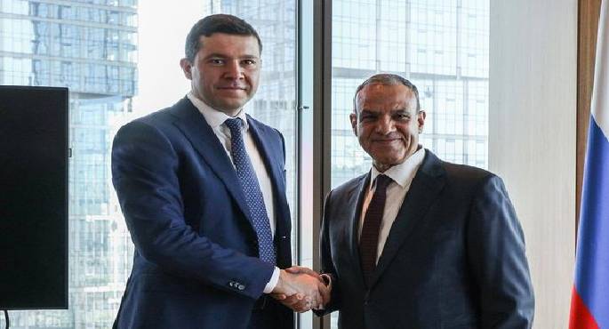 وزير الخارجية يؤكد أهمية تعزيز العلاقات الاستثمارية والتجارية بين مصر وروسيا