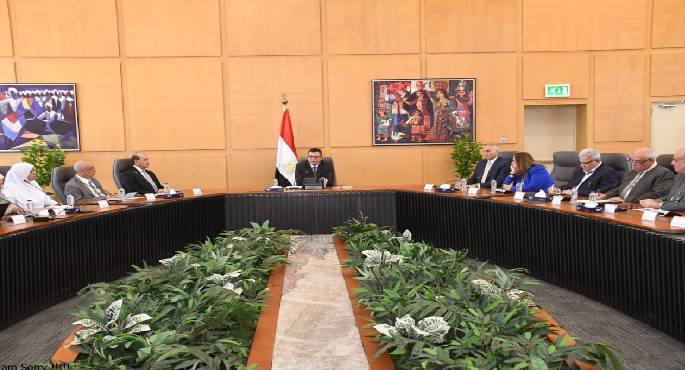 وزير الإسكان يتابع استعداد جميع الجهات والهيئات للتحضير والمشاركة بالمنتدى الحضرى العالمى