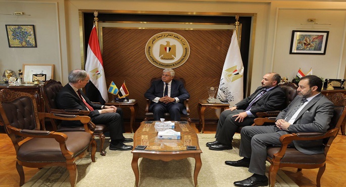 بالصور.. وزير التعليم العالي يبحث مع سفير مملكة السويد بالقاهرة سُبل تعزيز التعاون المشترك