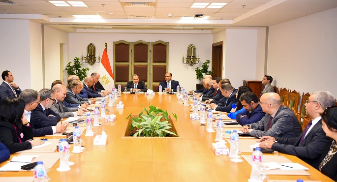بالصور.. وزير الخارجية يعرب عن إيمانه بالدور الوطني الهام الذى يضطلع به الإعلام المصري