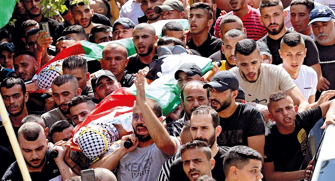 استشهاد 8 فلسطينيين بينهم طفلة في قصف إسرئيلي على شمال وجنوب غزة