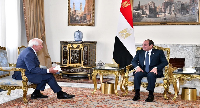 الأنباء الكويتية تبرز تأكيد الرئيس السيسي خطورة التصعيد فى المنطقة وتوسيع دائرة الصراع