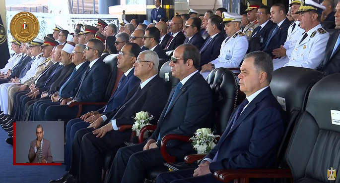 ..بالفيديو ..الرئيس السيسي يشهد الاحتفال بتخريج دفعة جديدة من طلبة كلية الشرطة