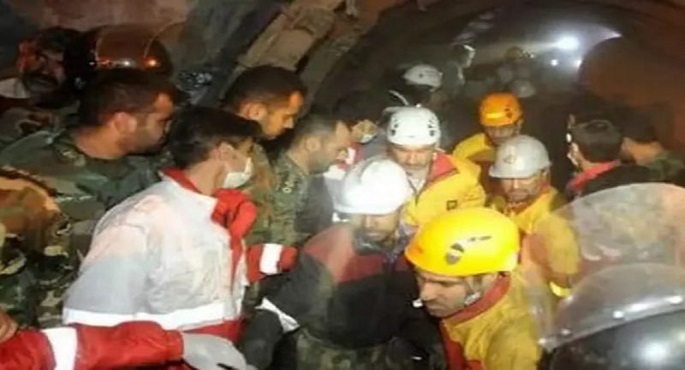 مصرع 51 شخصا إثر وقوع انفجار في منجم للفحم شرقي إيران