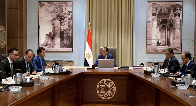 رئيس الوزراء يستعرض مع وزير الشباب والرياضة عددا من ملفات العمل