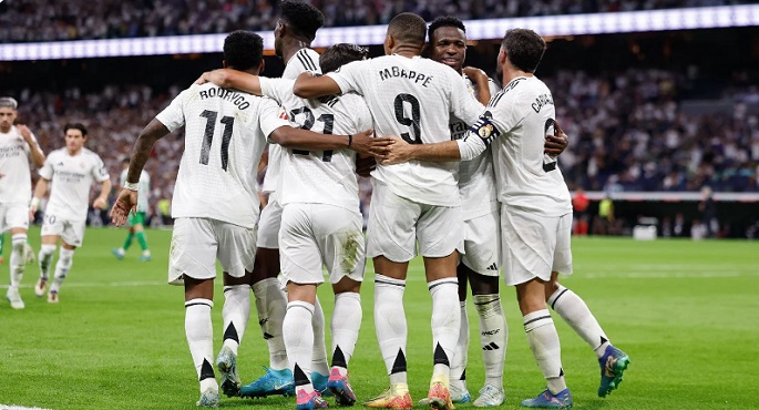 ريال مدريد يواجه فالنسيا للانقضاض على صدارة الدورى الإسبانى الليلة