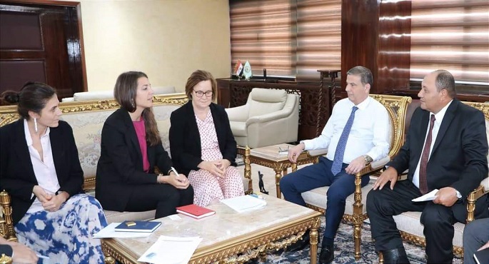 وزير الزراعة يبحث مع المديرة الإقليمية للوكالة الفرنسية للتنمية ترشيد المياه والتقاوى والاستثمار الزراعى