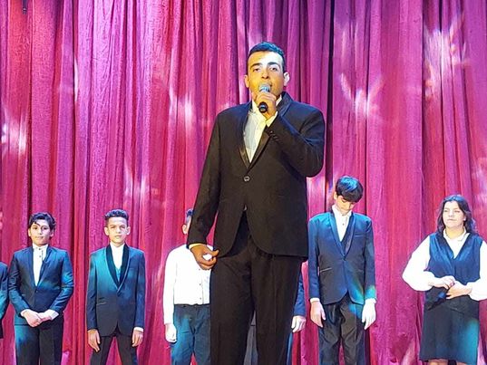 “لأجل النبي” و”محمد نبينا” بصوت ذوي الهمم على مسرح السامر