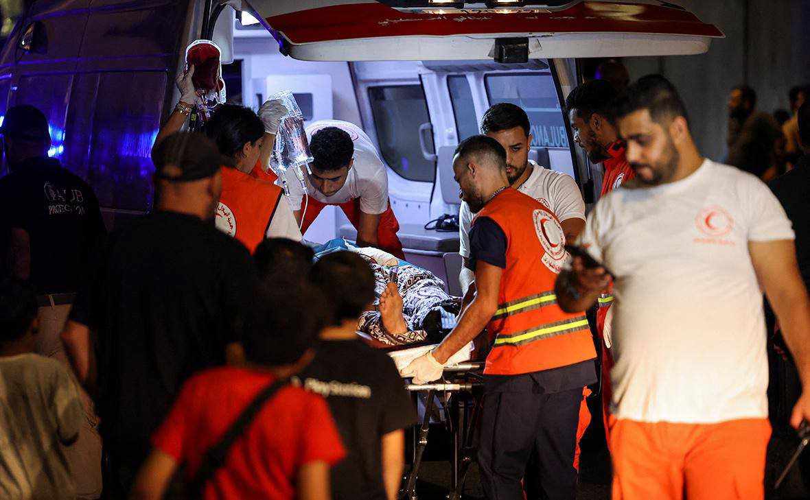 مئات القتلى والجرحى جراء القصف الإسرائيلي العنيف على لبنان