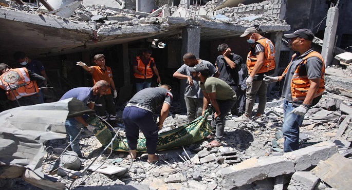 34 شهيدًا بنيران إسرائيلية استهدفت نازحين ومحيط مركز لتوزيع المساعدات بغزة