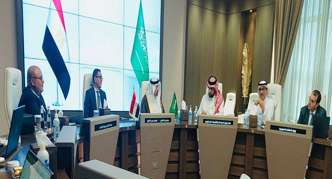 بالصور.. وزير الاستثمار يبحث مع مسئولين سعوديين تعزيز التعاون الاقتصادي