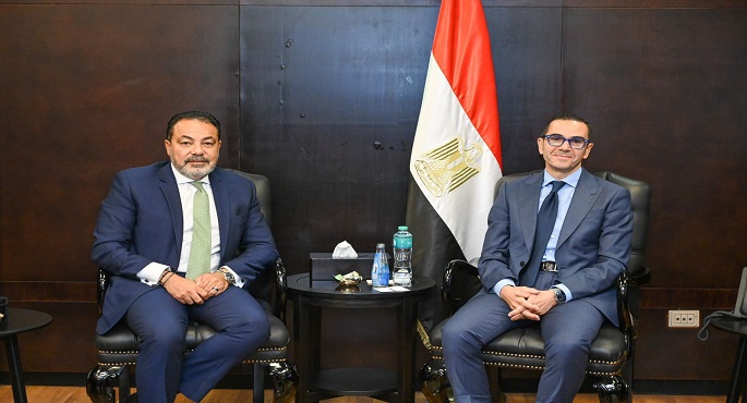 وزير الاستثمار يبحث مع وفد بنك أبوظبي الأول سبل الترويج لفرص ومقومات الاستثمار في مصر بالأسواق العالمية