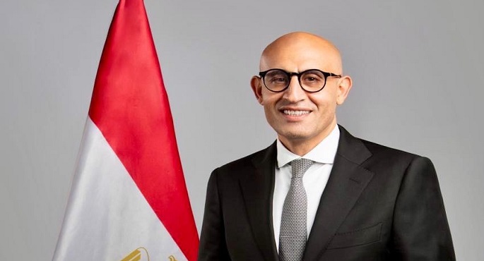 عبد اللطيف :الوزراة حريصة علي تيسير اجراءات صرف المستحقات المالية مقابل اداء الحصص بأسرع وقت