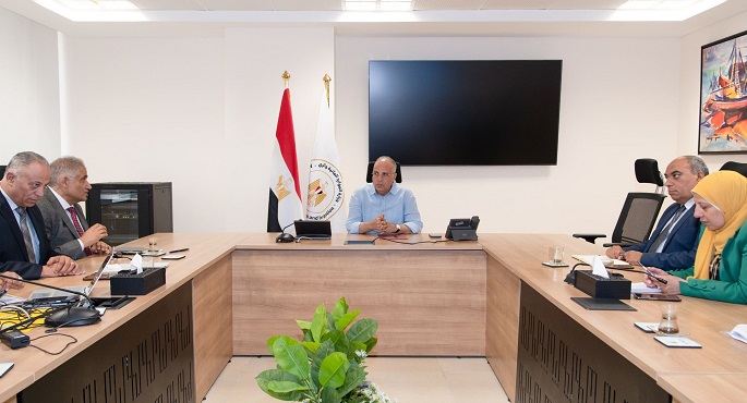 بالصور.. وزير الري يتابع إجراءات تحقيق مستهدفات الخطة القومية لتوفير الإحتياجات المائية المستقبلية