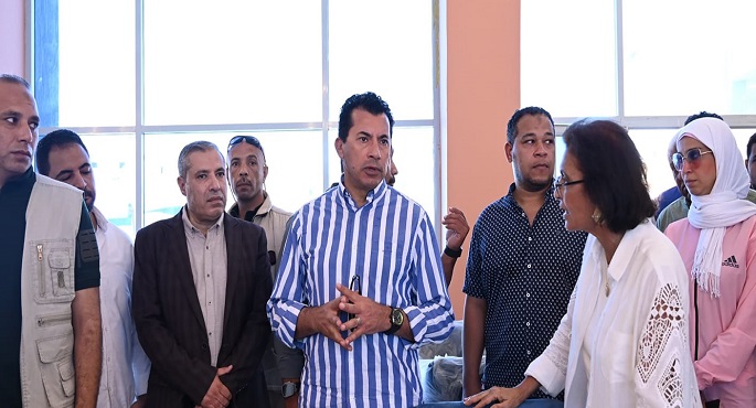 وزير الشباب خلال تفقد مركز التنمية الشبابية بمدينة 6 أكتوبر: حولنا مراكز الشباب إلى مراكز خدمة مجتمعية