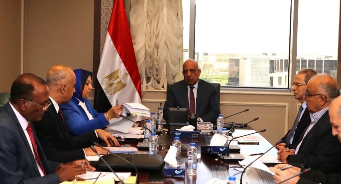 وزير الكهرباء يراجع خطة تشغيل المحطة الشمسية الحرارية بالكريمات ومتطلبات التطوير