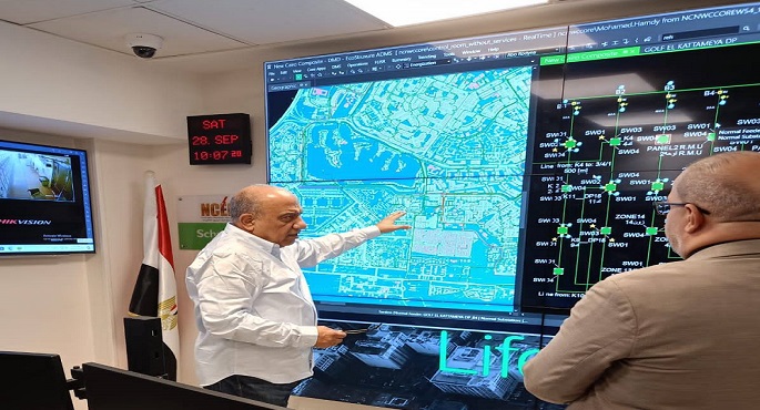 بالصور.. وزير الكهرباء يتفقد “فرع القاهرة الجديدة” لشركة شمال القاهرة لتوزيع الكهرباء