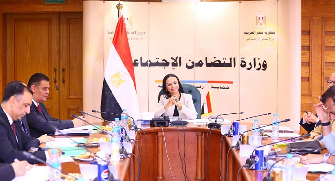 بالصور.. وزيرة التضامن تترأس اجتماع مجلس أمناء المؤسسة القومية لتنمية الأسرة والمجتمع