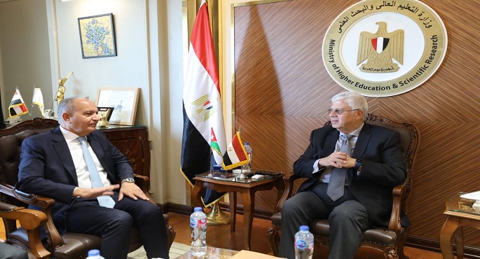 بالصور.. وزير التعليم العالى يبحث مع سفير الأردن دعم التعاون الأكاديمي والبحثي بين البلدين