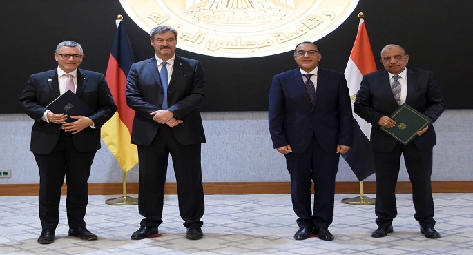 بالصور.. رئيس الوزراء ونظيره البافاري يشهدان توقيع إعلان نوايا مشترك بين وزارة الكهرباء والحكومة البافارية