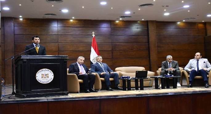 وزير الشباب يبحث مع المديريات بالمحافظات الفرص الاستثمارية وتسريع وتيرة تطوير الإنشاءات