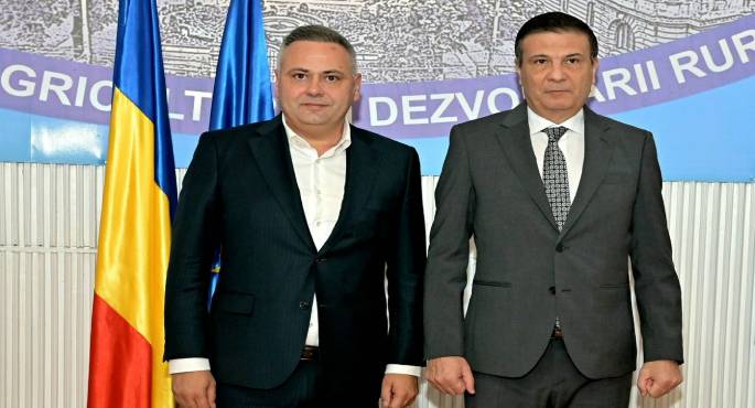 وزير الزراعة يبحث مع نظيره الروماني تكثيف سبل التعاون بين البلدين في القطاع الزراعي