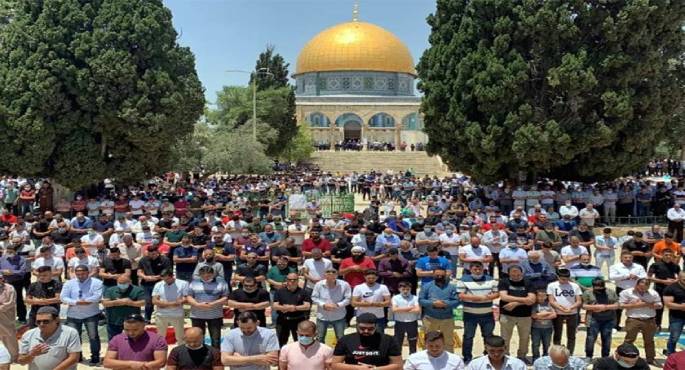 40 ألف فلسطيني يؤدون صلاة الجمعة في المسجد الأقصى