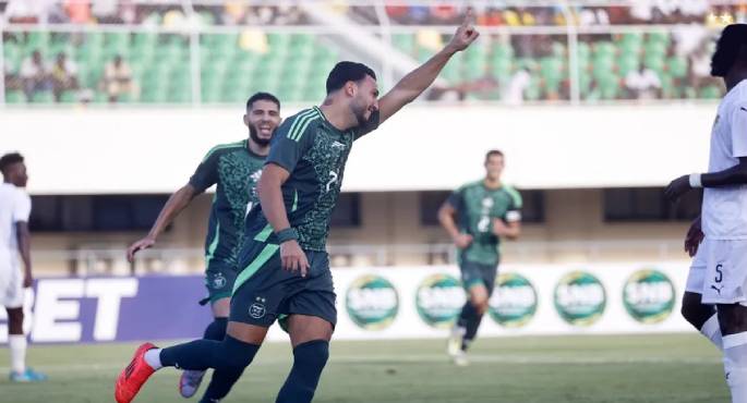 الجزائر تتأهل إلى كأس أمم أفريقيا 2025 بفوزها على توجو 1-0