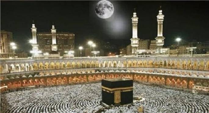 اليوم.. تعامد القمر على الكعبة المشرفة